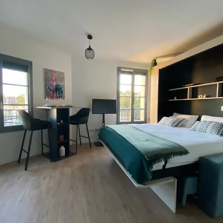 Au Pissarro Apartment Pontoise